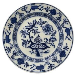 Vintage Villeroy & Boch Blue Onion 9.5” Dinner Plate